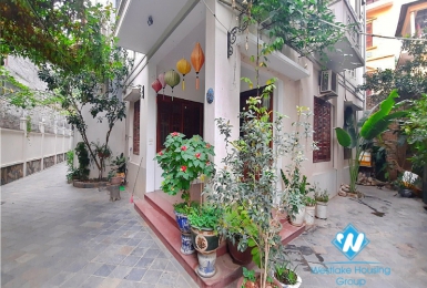 5 bedroom house for rent in Ngoc Thuy Long Bien